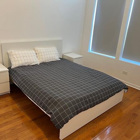 שיקגו Adorable 2 Bedroom Apartment With Free Street Parking מראה חיצוני תמונה